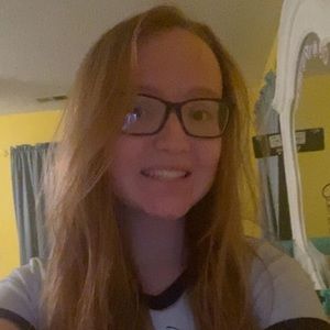 Meet your Posher, Lindsey